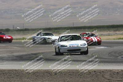 media/Jun-01-2024-CalClub SCCA (Sat) [[0aa0dc4a91]]/Group 3/Race/